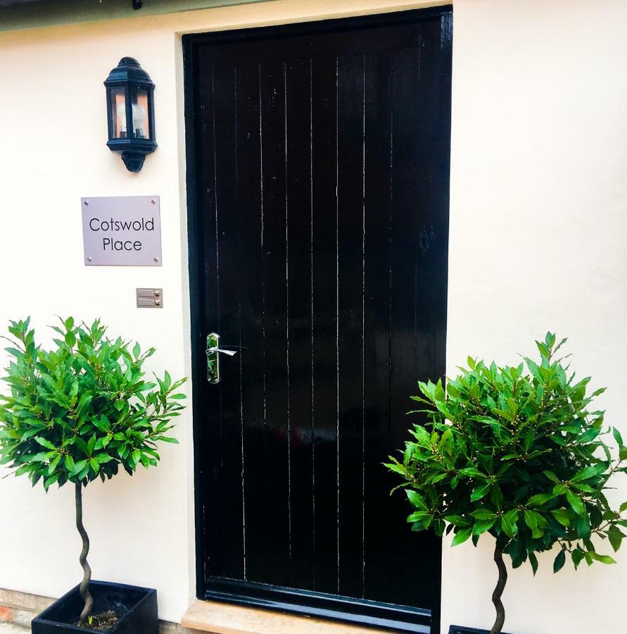 Cotswold Place Cirencester Eksteriør billede
